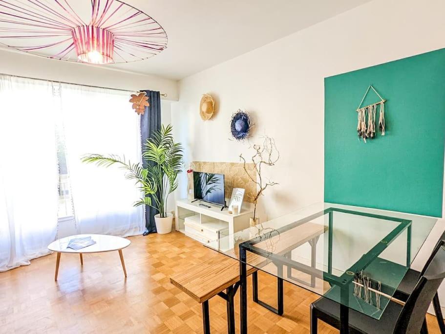 פאו Cosy Spring 2Ch - Place Verdun - Stationnement Gratuit מראה חיצוני תמונה